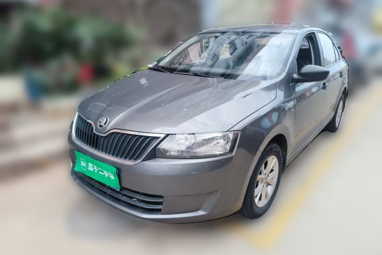 Skoda Rapid 2015 1.6L Manual Le Xuan Model مستعملة Guazi used car, China used car export, Used car for sale, Used  cars, Cheapest cars for sale