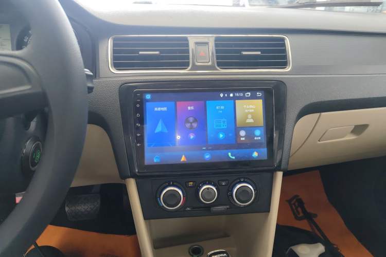 Used Skoda Rapid 2015 1.6L Automatic Smart Selection Model Audio And AC Panel