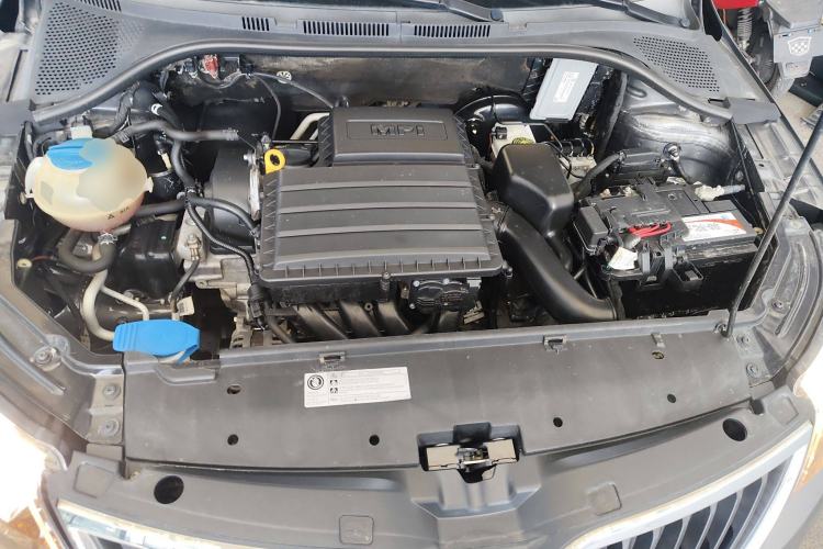 Used Skoda Rapid 2015 1.6L Automatic Smart Selection Model Engine Bay