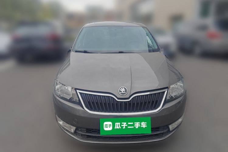 Used Skoda Rapid 2015 1.6L Automatic Smart Selection Model Front