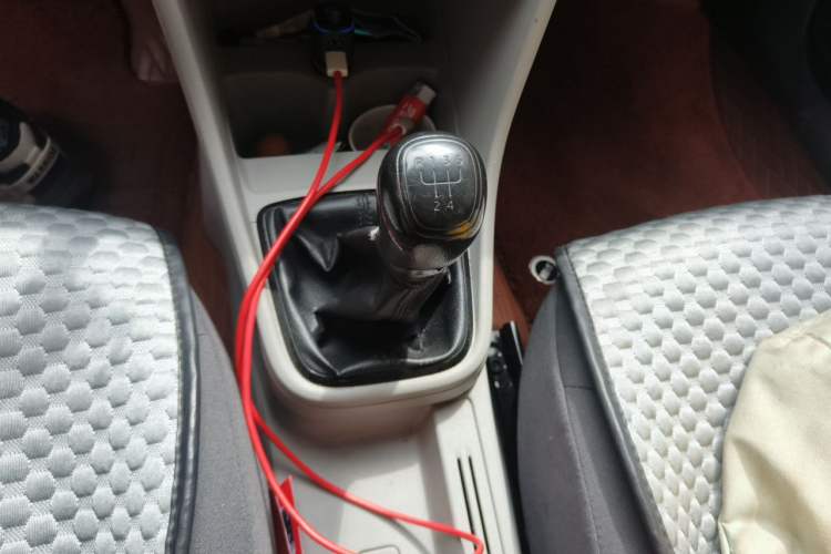 Used Skoda Rapid 2015 1.6L Manual Le Xuan Model Gear Lever