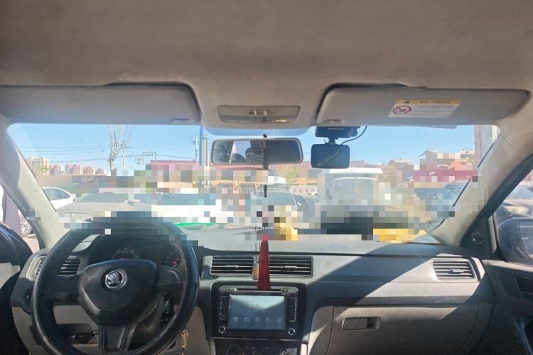 Used Skoda Rapid 2015 1.4L Manual Enjoyment Model Headliner