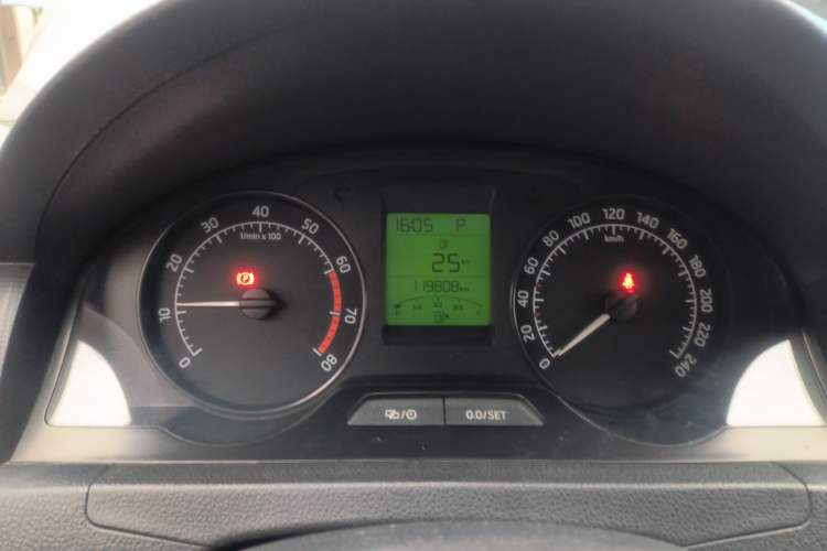 Used Skoda Rapid 2015 1.6L Automatic Smart Selection Model Instrument Cluster