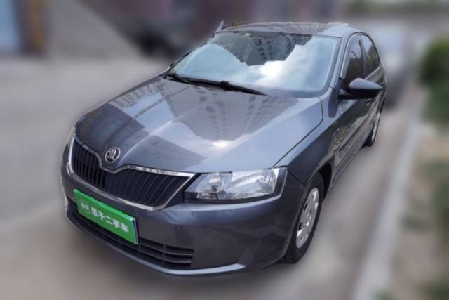 Used Skoda Rapid 2015 1.6L Automatic Enjoyment Selection Model