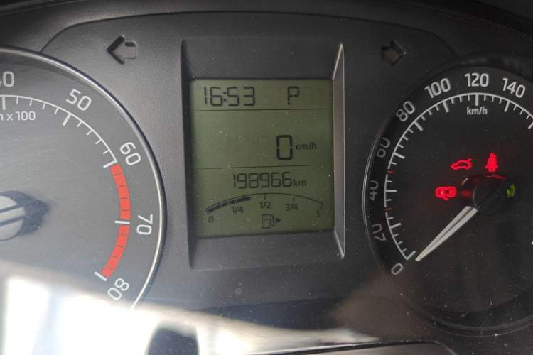 Used Skoda Rapid 2015 1.6L Automatic Smart Selection Model Odometer Close Up