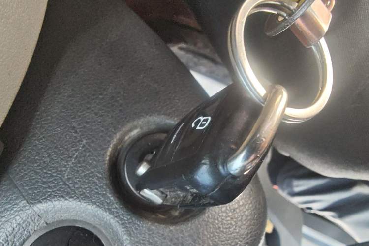 Used Skoda Rapid 2015 1.4L Manual Enjoyment Model Vehicle Key