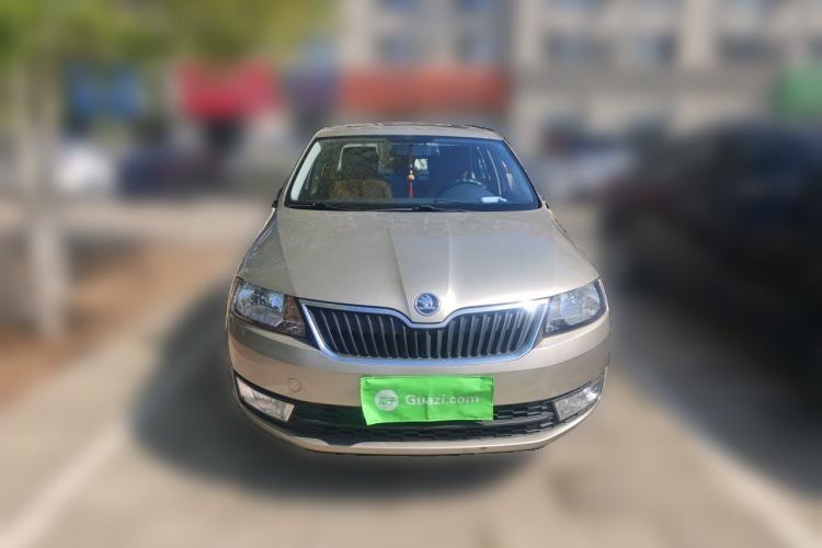 Used Skoda Rapid 2015 1.6L Automatic Smart Selection Model Front