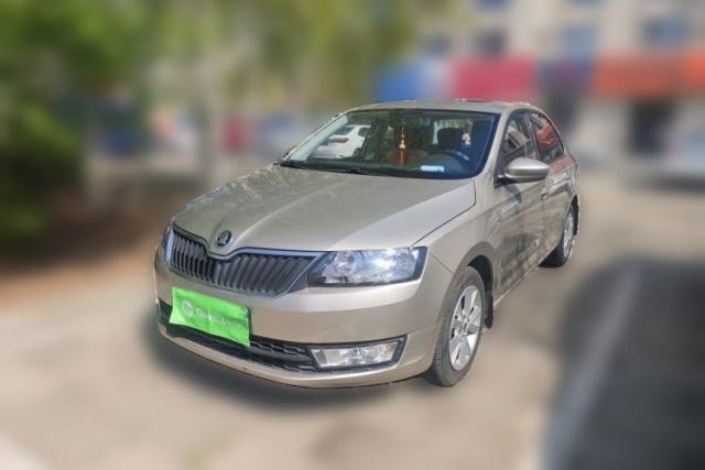 Used Skoda Rapid 2015 1.6L Automatic Smart Selection Model