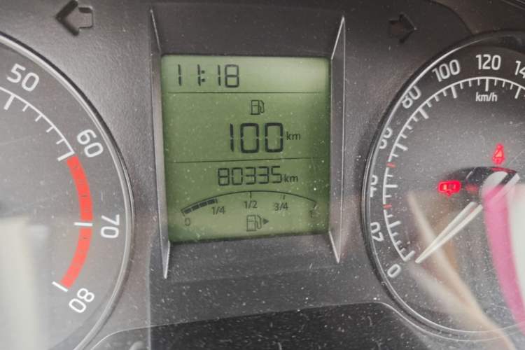 Used Skoda Rapid 2015 1.6L Manual Smart Selection Model Odometer Close Up