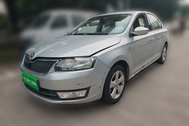 Used Skoda Rapid 2015 1.6L Manual Smart Selection Model