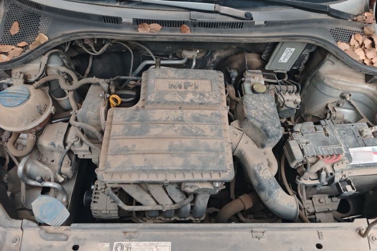 Used Skoda Rapid 2015 1.6L Manual Smart Selection Model Engine Bay