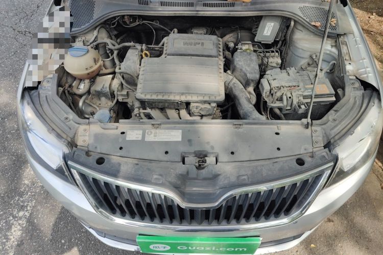 Used Skoda Rapid 2015 1.6L Manual Smart Selection Model Engine Bay