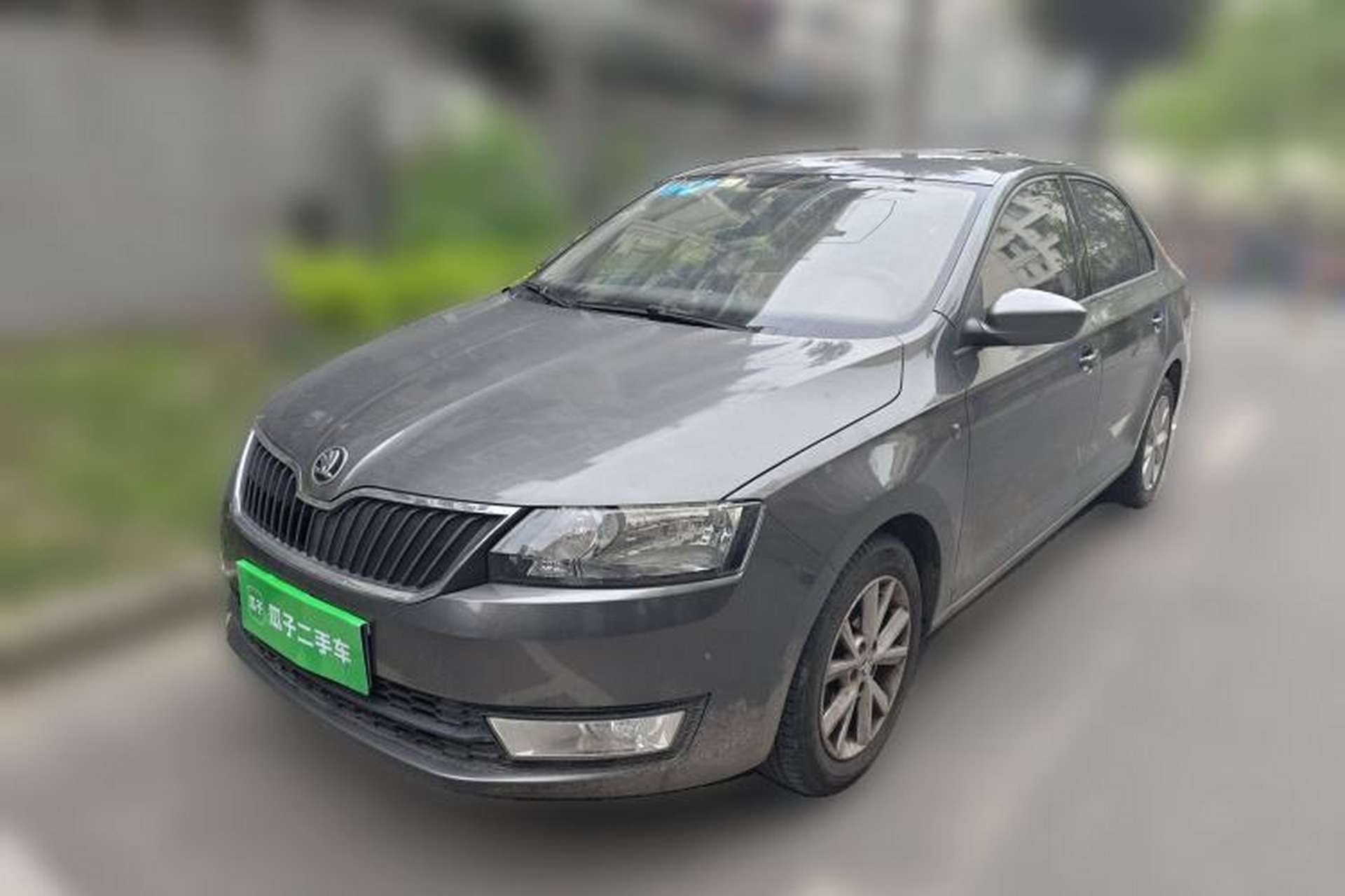 Used Skoda Rapid 2015 1.6L Automatic Smart Selection Model Front Left 45 Deg