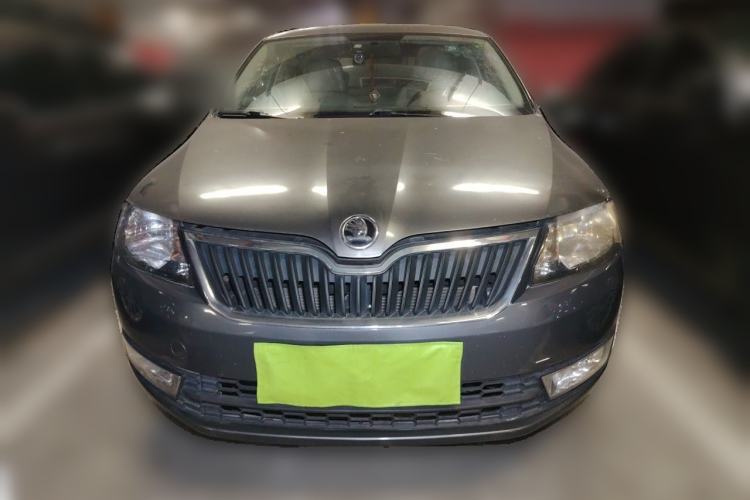 Used Skoda Rapid 2015 1.6L Manual Smart Selection Model Front