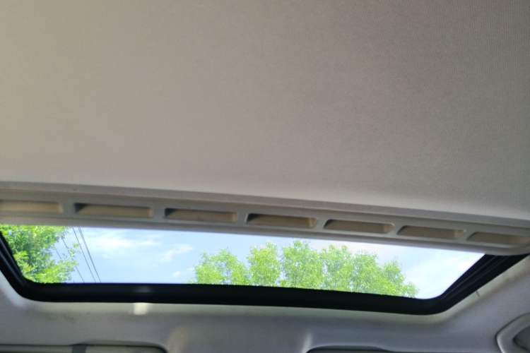 Used Skoda Rapid 2015 1.6L Automatic Smart Selection Model Headliner