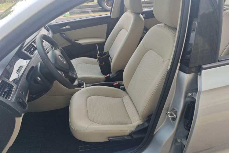 Used Skoda Rapid 2015 1.6L Automatic Smart Selection Model Left Front Seat