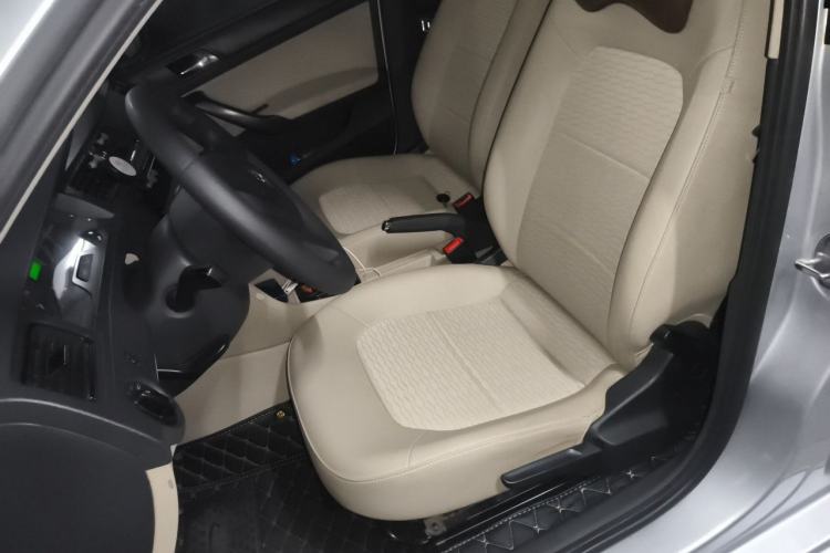 Used Skoda Rapid 2015 1.6L Automatic Smart Selection Model Left Front Seat