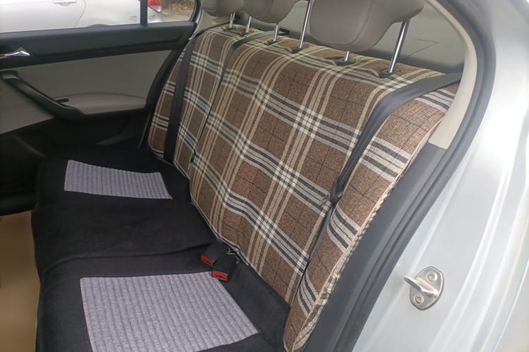 Used Skoda Rapid 2015 1.6L Automatic Smart Selection Model Left Rear Seat