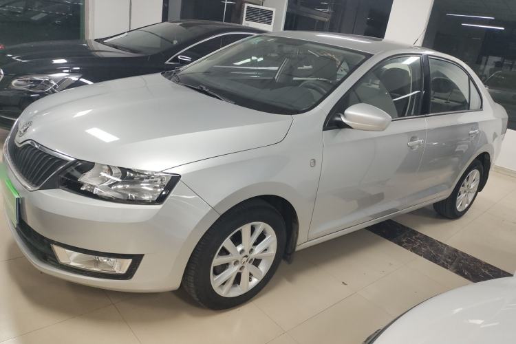 Used Skoda Rapid 2015 1.6L Automatic Smart Selection Model Left Side