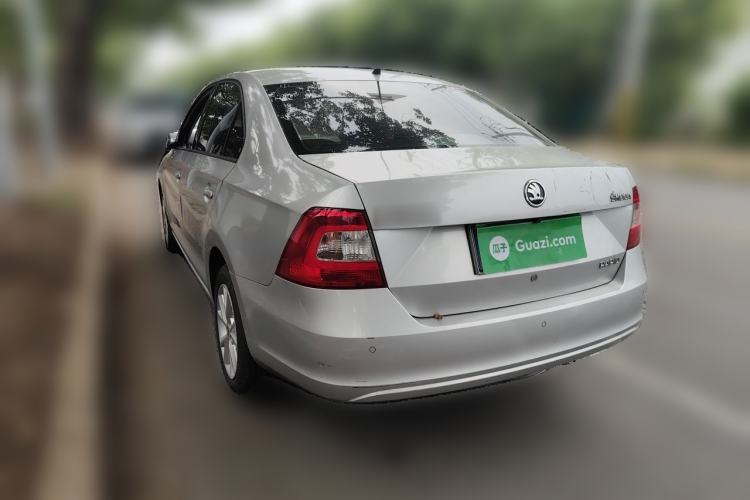 Used Skoda Rapid 2015 1.6L Manual Smart Selection Model Rear Left 45 Deg