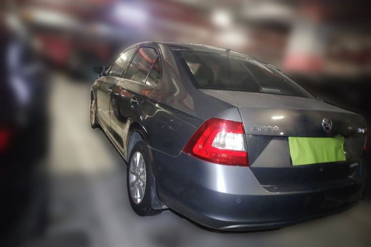 Used Skoda Rapid 2015 1.6L Manual Smart Selection Model Rear Left 45 Deg
