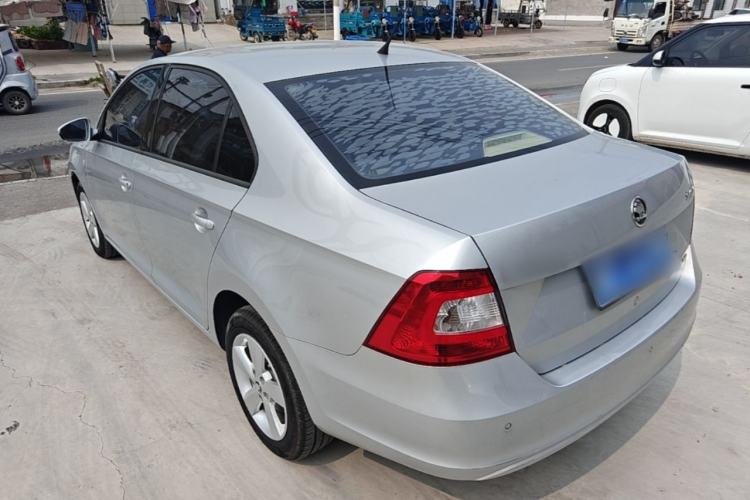Used Skoda Rapid 2015 1.6L Manual Smart Selection Model Rear Left 45 Deg