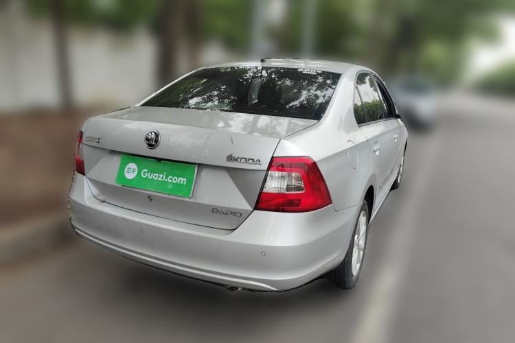 Used Skoda Rapid 2015 1.6L Manual Smart Selection Model Rear Right 45 Deg