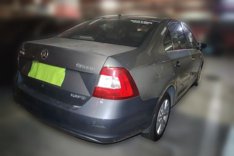Used Skoda Rapid 2015 1.6L Manual Smart Selection Model Rear Right 45 Deg