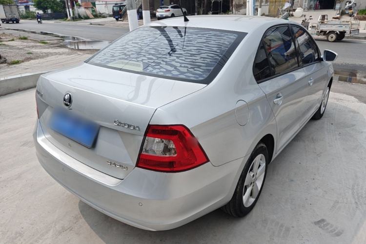 Used Skoda Rapid 2015 1.6L Manual Smart Selection Model Rear Right 45 Deg
