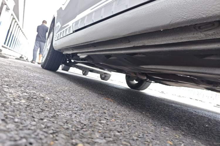 Used Skoda Rapid 2015 1.6L Automatic Smart Selection Model Right Side Sill