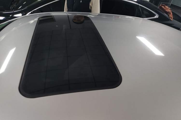 Used Skoda Rapid 2015 1.6L Automatic Smart Selection Model Roof