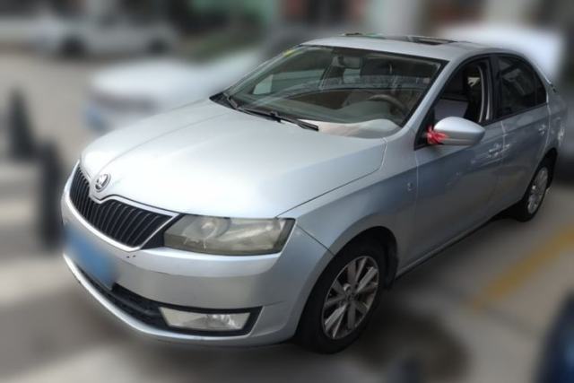 Used Skoda Rapid 2015 1.6L Manual Smart Selection Model