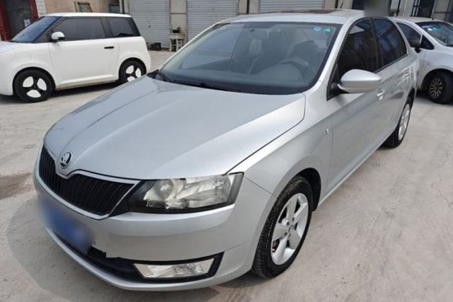 Used Skoda Rapid 2015 1.6L Manual Smart Selection Model