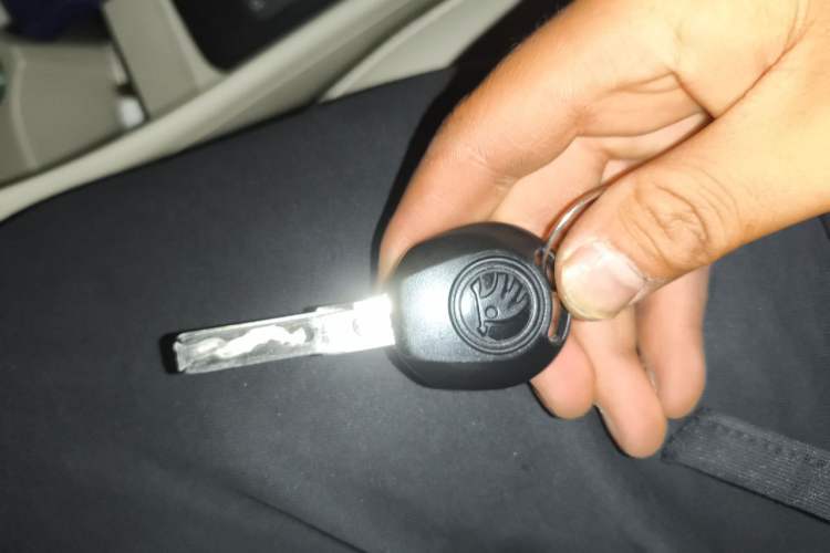 Used Skoda Rapid 2015 1.6L Automatic Smart Selection Model Vehicle Key