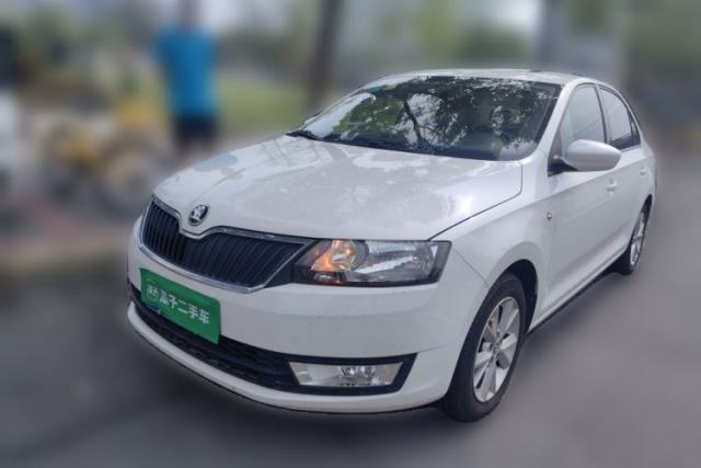 Used Skoda Rapid 2015 1.6L Automatic Smart Selection Model