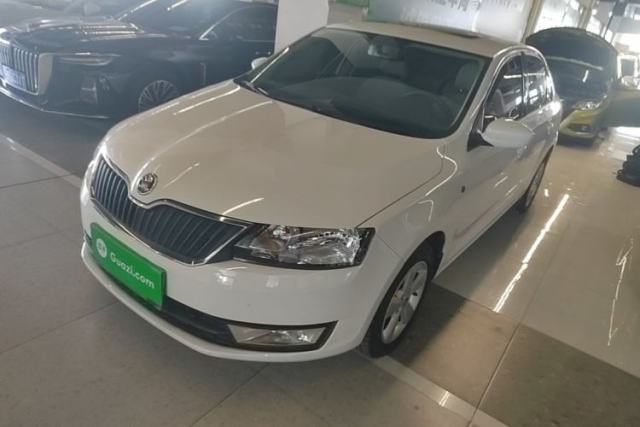 Used Skoda Rapid 2015 1.6L Manual Smart Selection Model