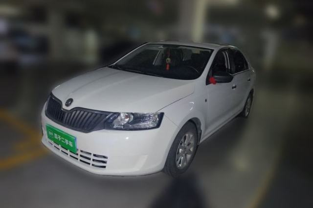 Used Skoda Rapid 2015 1.6L Manual Le Xuan Model