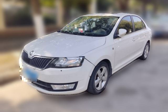 Used Skoda Rapid 2015 1.6L Automatic Smart Selection Model