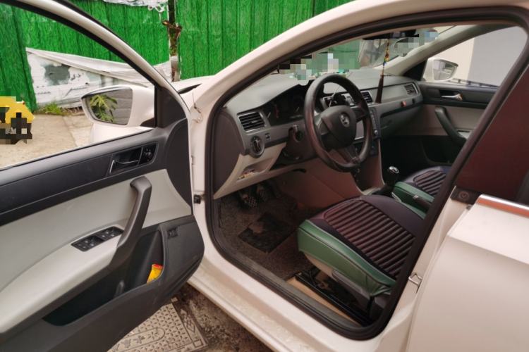 Used Skoda Rapid 2015 1.4L Manual Smart Selection Model Driver Seat
