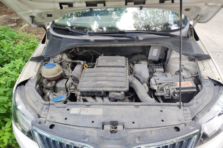 Used Skoda Rapid 2015 1.6L Manual Smart Selection Model Engine Bay