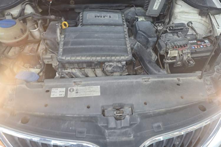Used Skoda Rapid 2015 1.6L Automatic Smart Selection Model Engine Bay