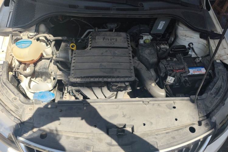 Used Skoda Rapid 2015 1.6L Automatic Smart Selection Model Engine Bay