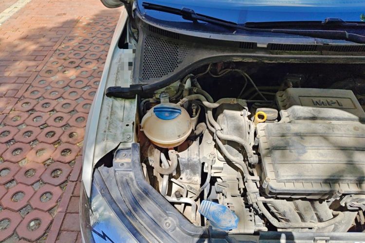 Used Skoda Rapid 2015 1.4L Manual Enjoyment Model Engine Bay Right