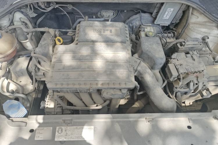 Used Skoda Rapid 2015 1.6L Automatic Smart Selection Model Engine Bay