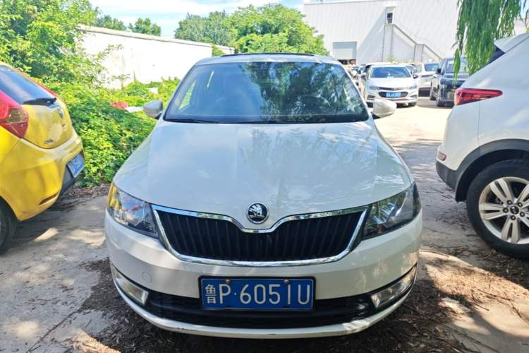 Used Skoda Rapid 2015 1.6L Manual Smart Selection Model Front
