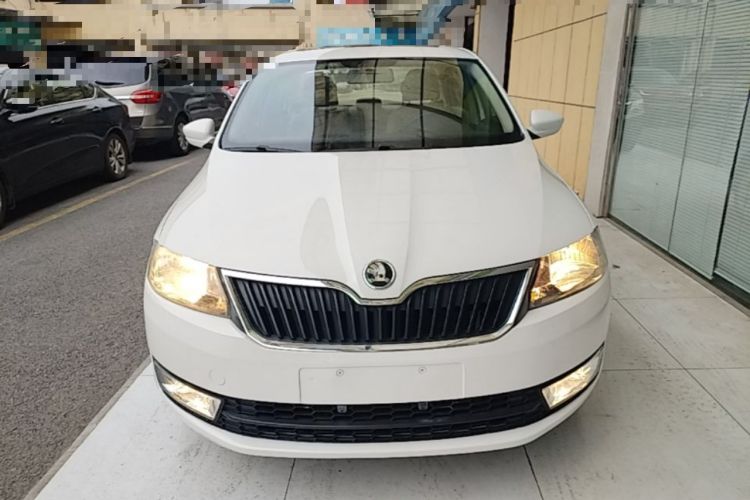 Used Skoda Rapid 2015 1.6L Manual Smart Selection Model Front