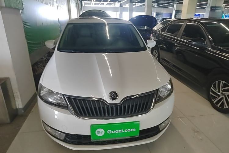 Used Skoda Rapid 2015 1.6L Manual Smart Selection Model Front