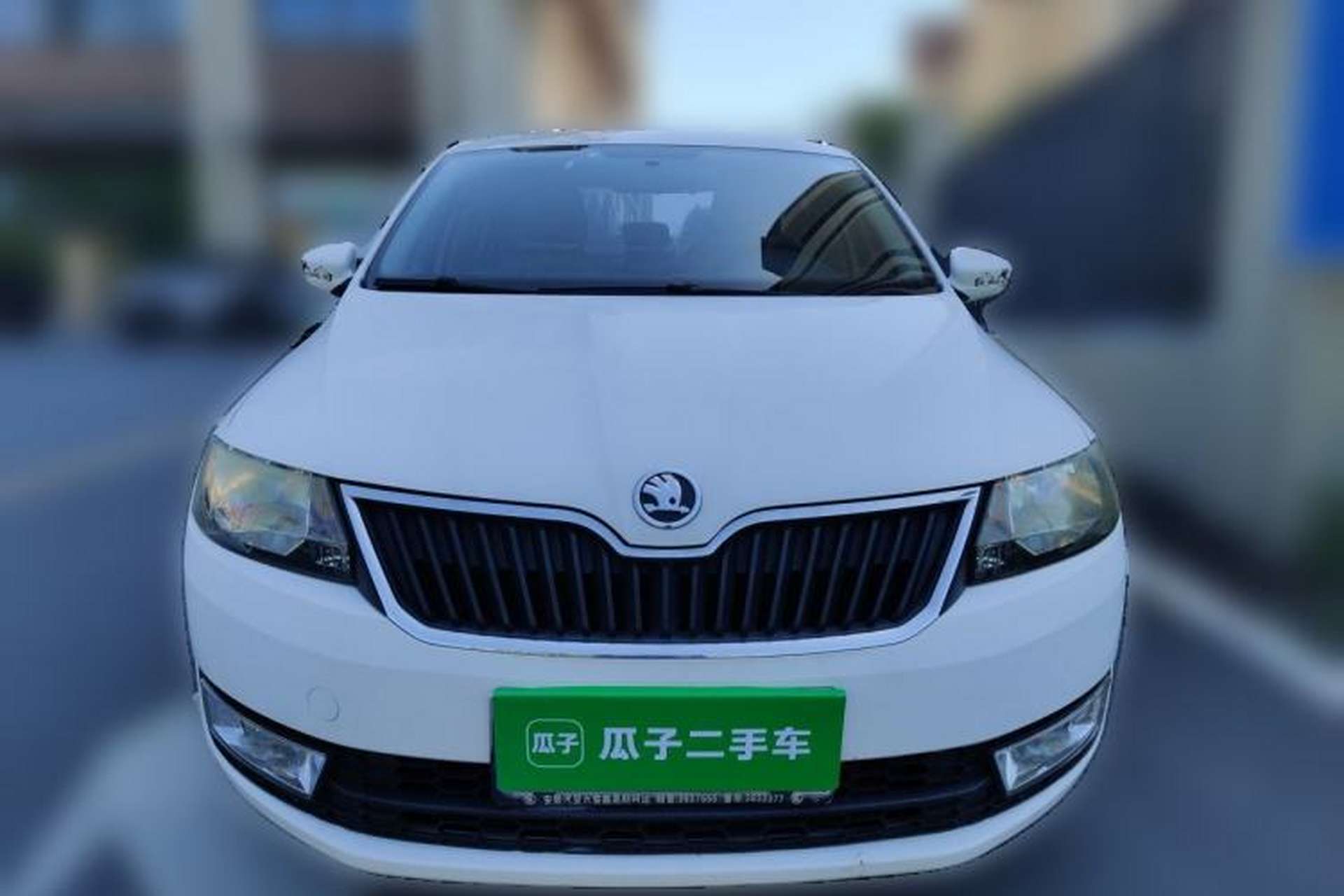 Used Skoda Rapid 2015 1.6L Automatic Smart Selection Model Front