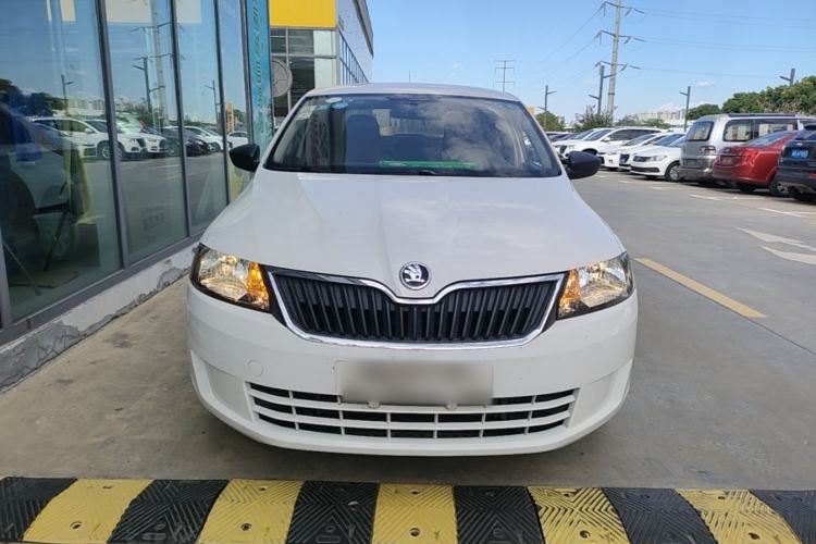 Used Skoda Rapid 2015 1.4L Manual Enjoyment Model Front