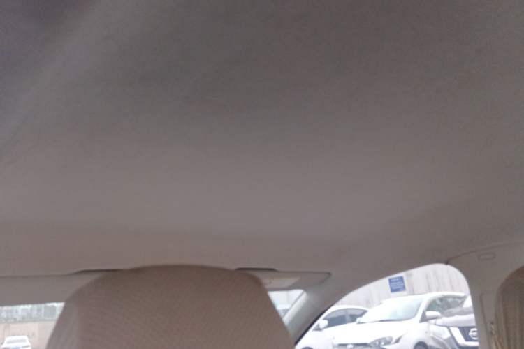 Used Skoda Rapid 2015 1.6L Manual Le Xuan Model Headliner